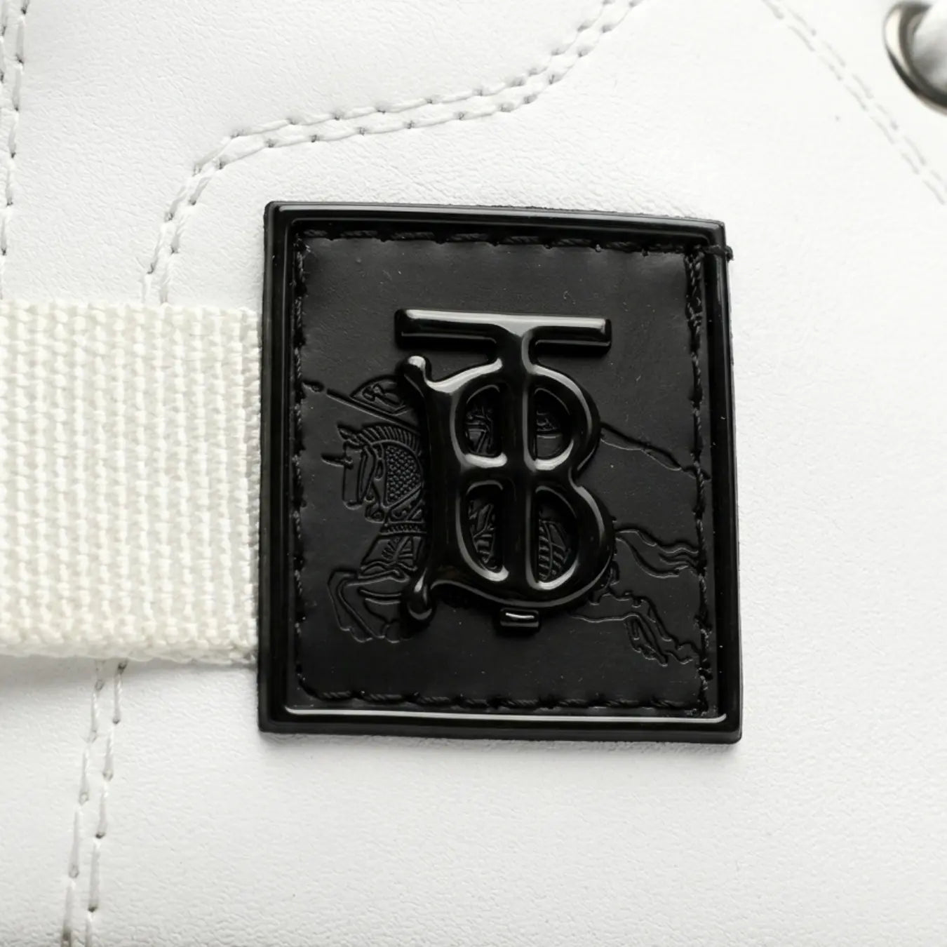 Bexton - 8cm (3")
